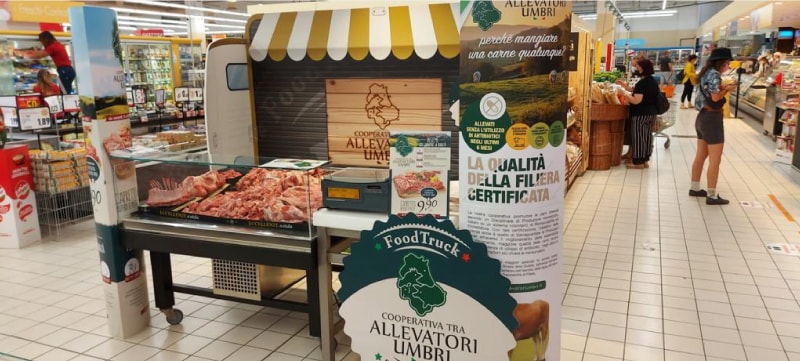 Pagina-Apino-macelleria_Conad_07.jpg